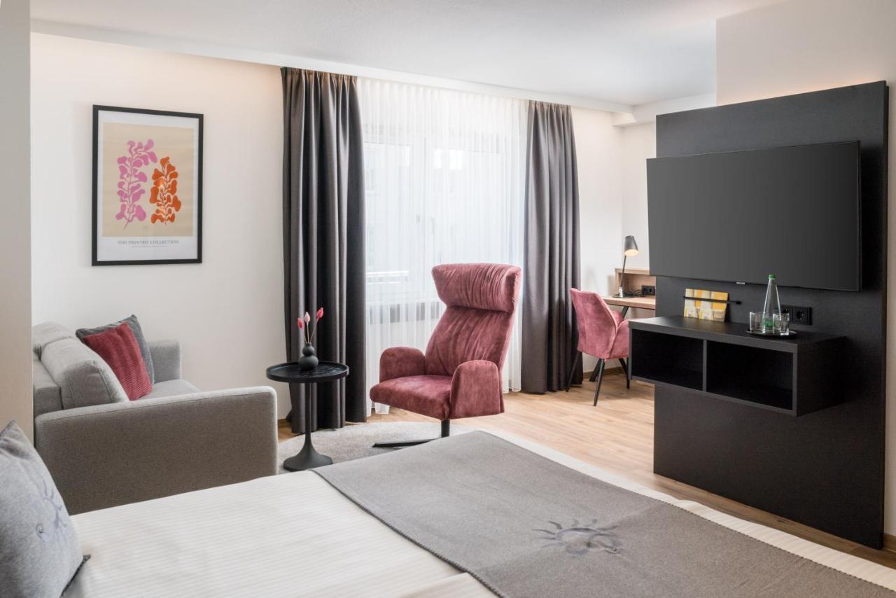 Landhotel Sonne Нойендеттельзау Экстерьер фото